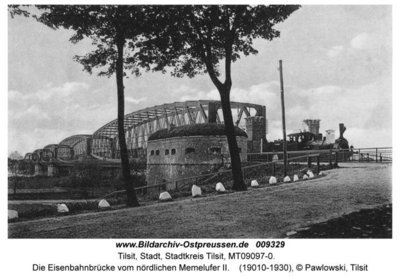 ID009329-Tilsit-Eisenbahnbruecke_vom_noerdlichen_Memelufer-j022_Pawlowski-Tilsit.jpg