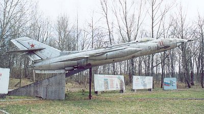 ts_yak-28_side_memorial_chernyakhovsk.jpg