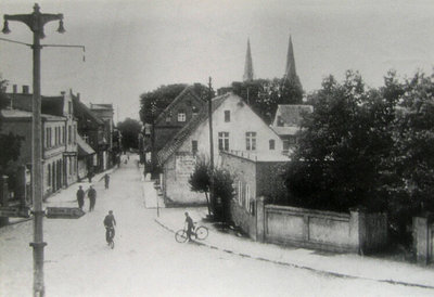 Post plaza looking down Hohetorstrasse