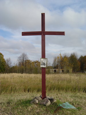 крест на месте кирхи