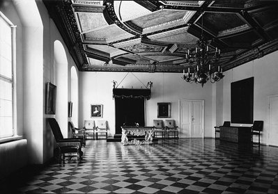 Koenigsberg - Schloss, Fliesen saal_5.jpg