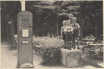 Kinder im Aschmannpark II.jpg