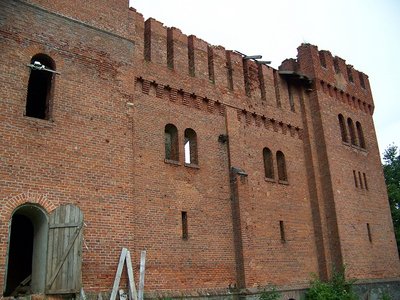 Дверь открыта, грех не воспользоваться.