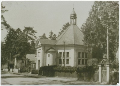 Hohenzollernweg , Waldkirche.jpg