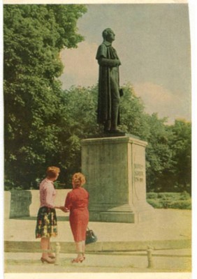 denkmal_1965.jpg