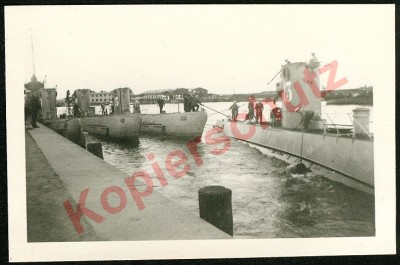 U-Boot Flottille Ankert in Pillau.jpg