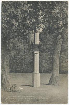 Metgethen. Die Vierbrüdersäule von 1898.jpg