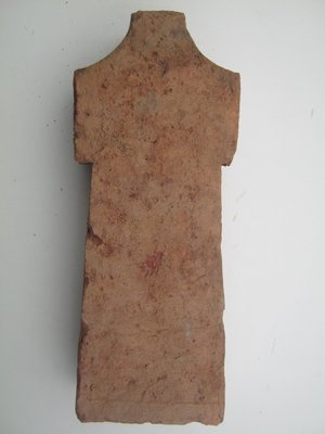 Фасонный кирпич в форме креста