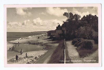 Neukuhren-Ostpreusen-Strandhallen-30-7-39-Adler-Drogerie.JPG