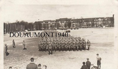 Erich-Kochplatz-Voruben-Parade-Geburtstag-am-20-April-1939.JPG