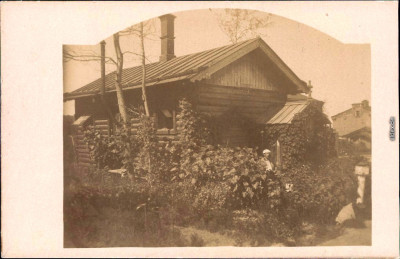 Rominten Holzblockhaus an Krasnaja foto 1913.jpg