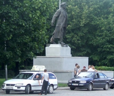 Черняховск - Памятник Ленину.jpg