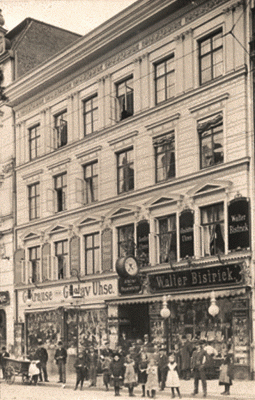 Königsberg (Pr.), Geschäftshäuser Uhse und Bisirik