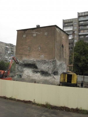 Наземное бомбоубежище на Московском проспекте. Вид на юго-западную часть здания.