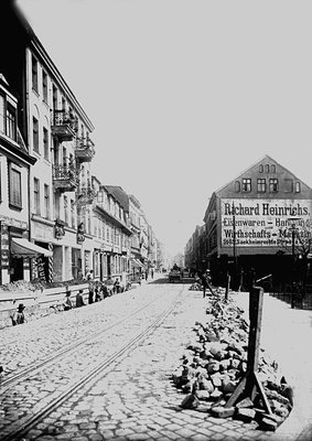 4 Sackheimer Rechtestrass 82-107 und 52-33. Blick von Westen, dem Arresthausplatz aus..jpg