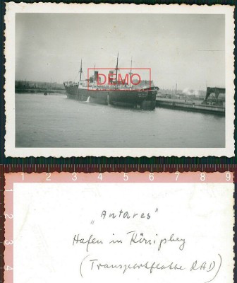 Foto Transportschiff Hafen.jpg