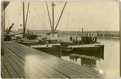 Порт, около 1910 года.jpg