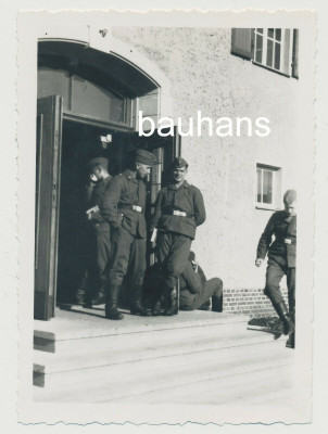 Neuhausen in Ostpreussen Kraftfahrer Sammelstelle 1940_2.jpg