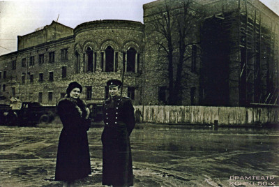 Драмтеатр руины конец 50-х.jpg