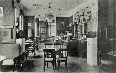 Koenigsberg - Muenzplatz, Cafe Excelsior.jpg