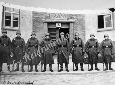 Fotos2 Infanterie Regiment Kenigsberg 1937.jpg