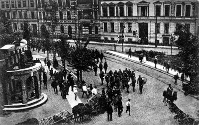 Herzog-Albrecht-Platz, Einzug eines russischen Infanterie-Regimentes.jpg