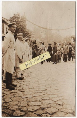 Kaiserin in Lazarett Insterburg 1917.jpg