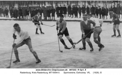 хоккей растенбург против кенигсберга 1928.jpg