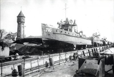 Катера Краснознаменного Балтийского флота на ремонте в Пиллау.jpeg
