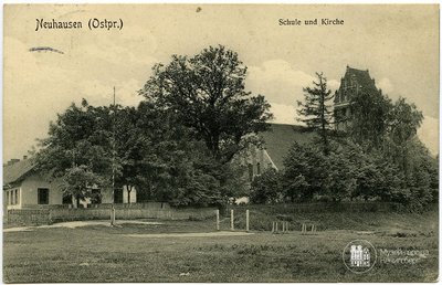 Нойхаузен — Гурьевск. Кирха и Школа, ок. 1910 года.jpg