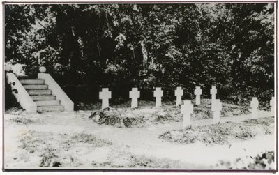 Neuhof-Buylien, Soldatenfriedhof2.jpg