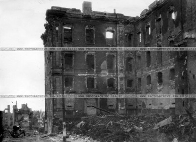 Вид разрушенного здания Кенигсбергского замка.jpg